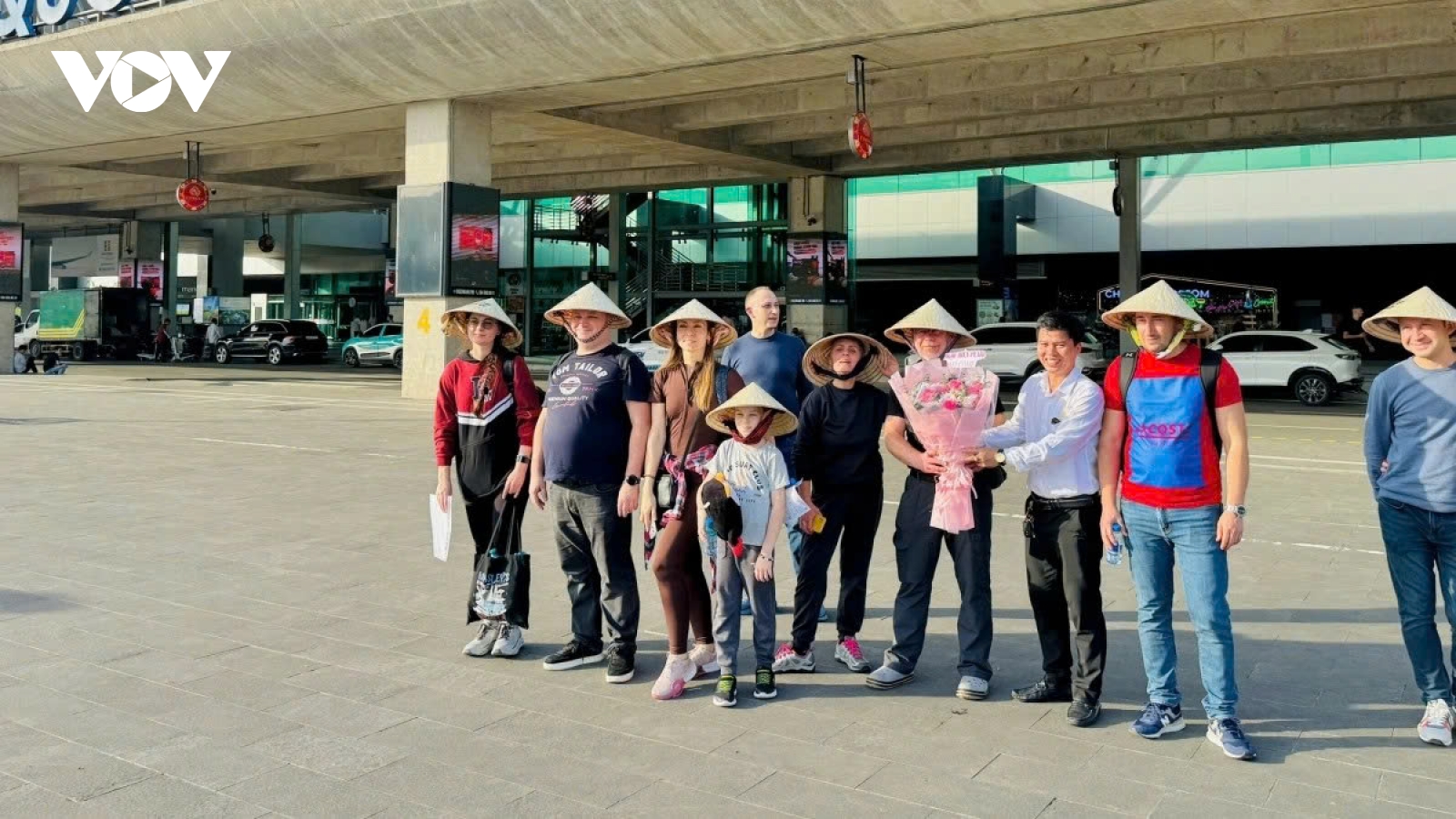 New charter flights bring Eastern European tourists to Phu Quoc